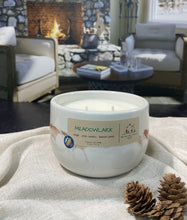 Load image into Gallery viewer, Meadowlark Concrete Bowl