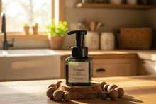 Load image into Gallery viewer, Tomato Leaf Foaming Hand Soap