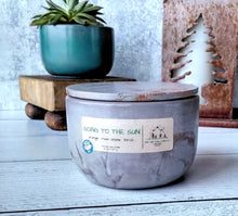 Load image into Gallery viewer, Going to the Sun Concrete Bowl